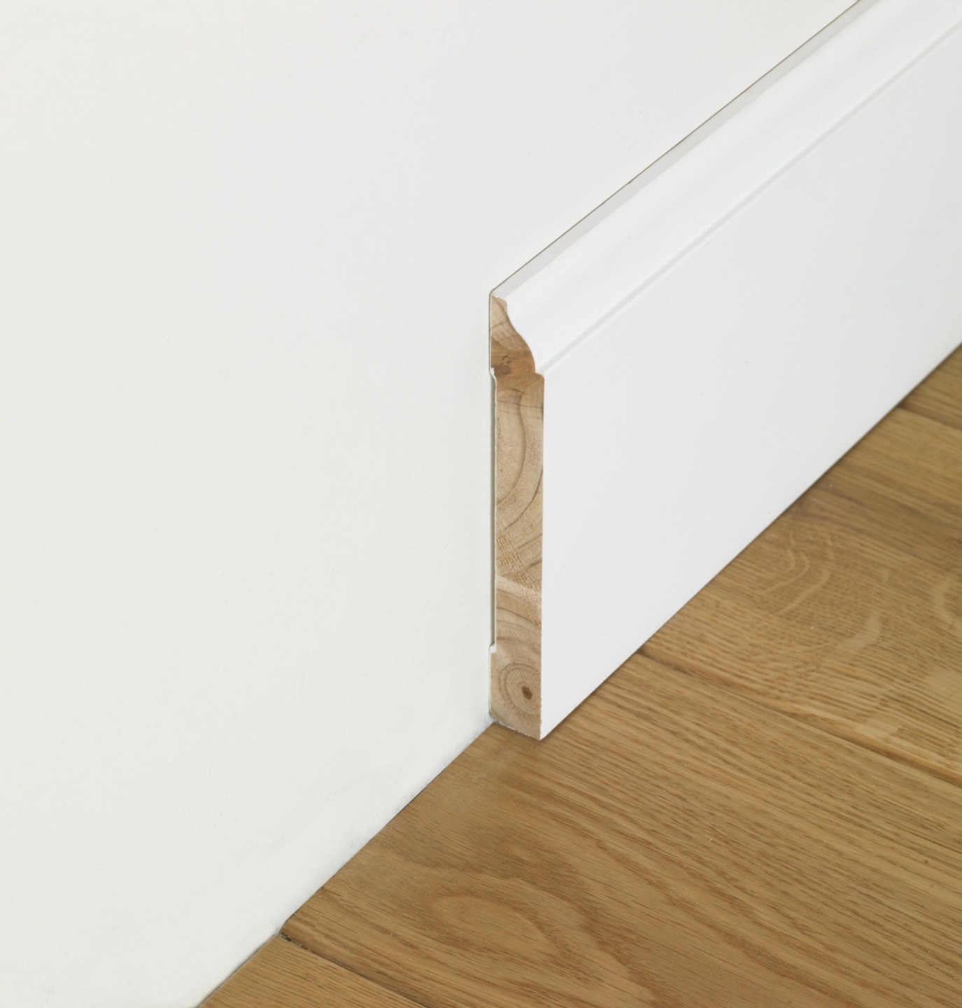 Plinthe blanche à peindre moulurée 120 mm (BOIS)